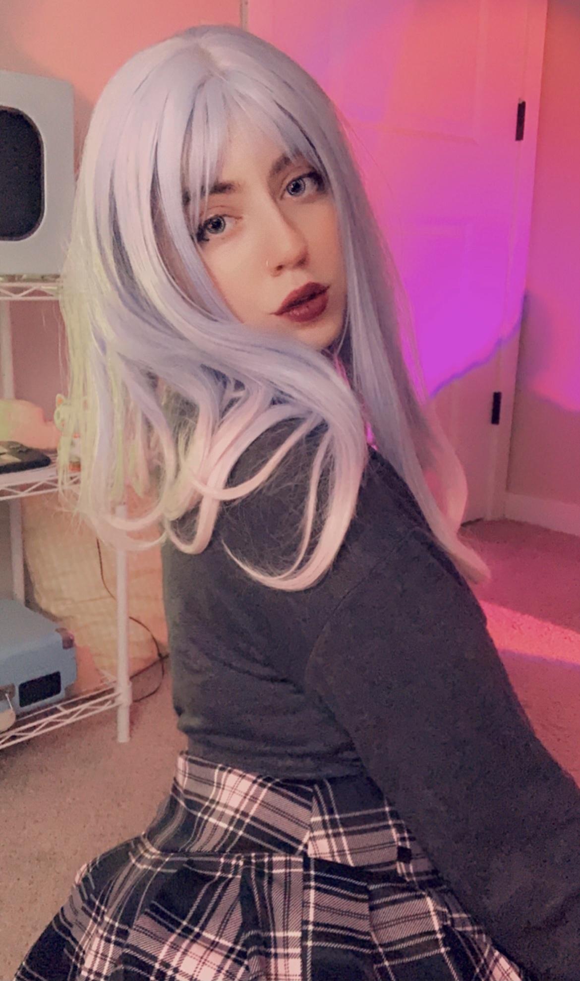 Lola Fawn Lady