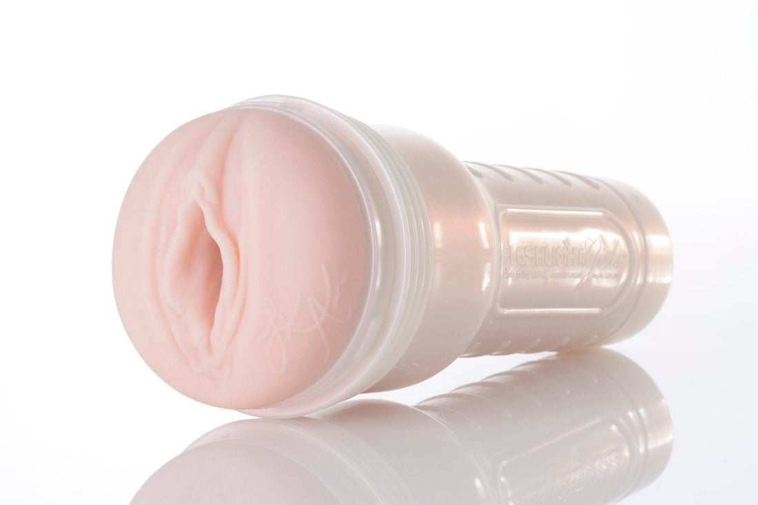 Timeless Toys: Lisa Ann's "Barracuda" Fleshlight - Fleshlight